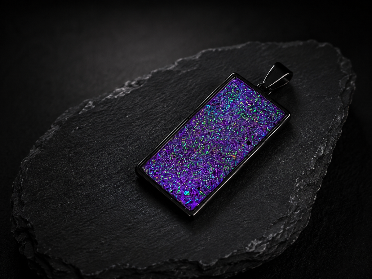 P-6 Opal pendant large (Vivid Purple)