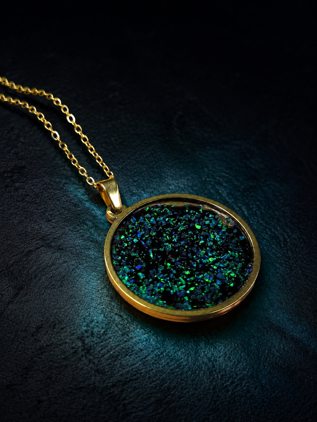 P-3 Opal Pendant and Earing set (Green Bean)
